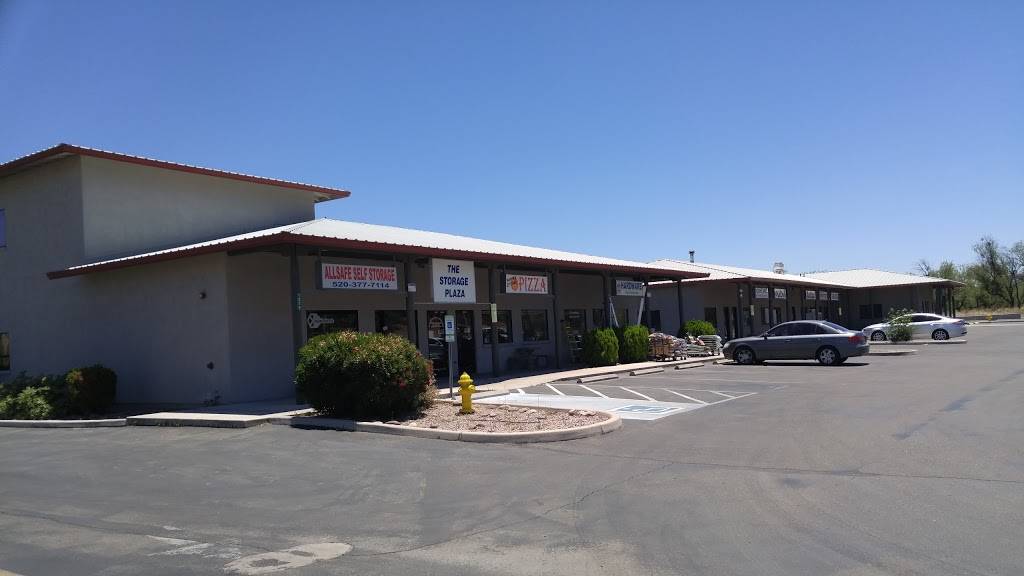 Rio Rico Hawks Pizza | restaurant | 1279 W Frontage Rd, Rio Rico, AZ 85648, USA | 5203777080 OR +1 520-377-7080