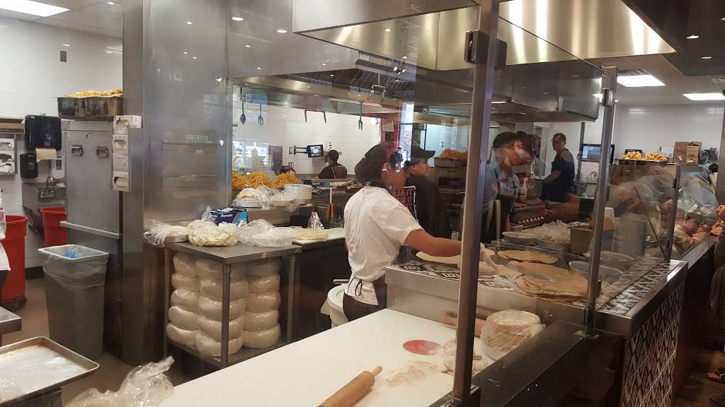 Cafe Rio Mexican Grill | meal takeaway | 1664 W, Towne Center Dr, South Jordan, UT 84095, USA | 8014954340 OR +1 801-495-4340