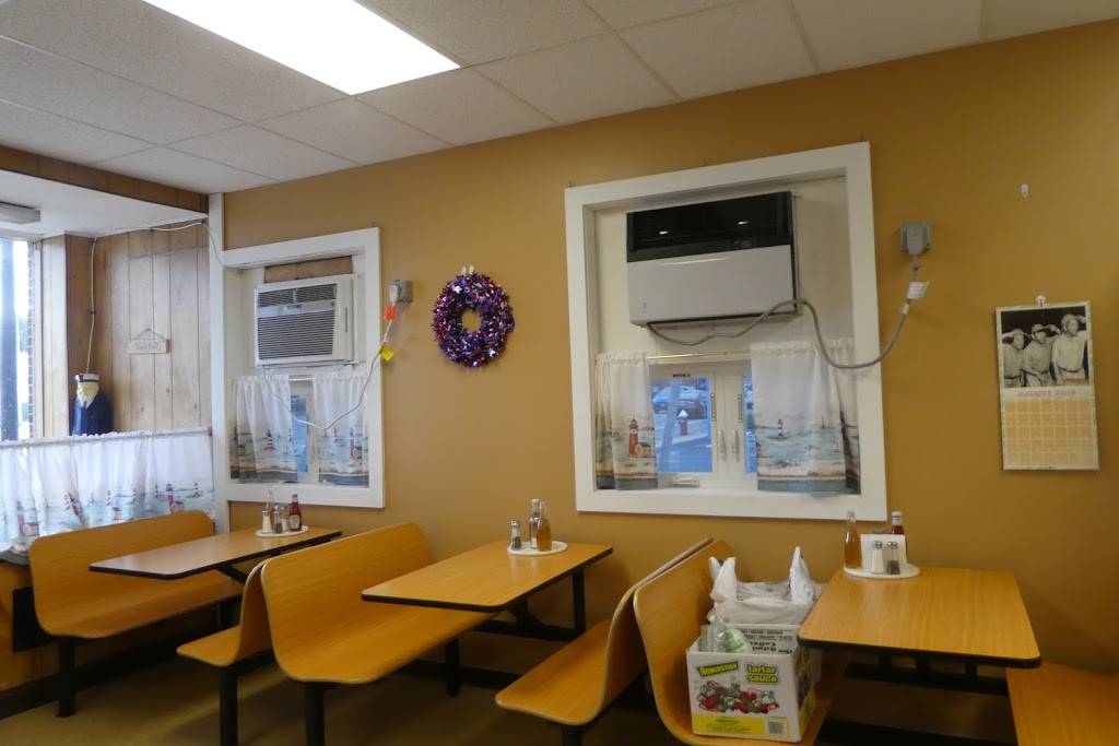 Stadium Fish & Chips | restaurant | 1079 Park Ave, Cranston, RI 02910, USA | 4019440971 OR +1 401-944-0971