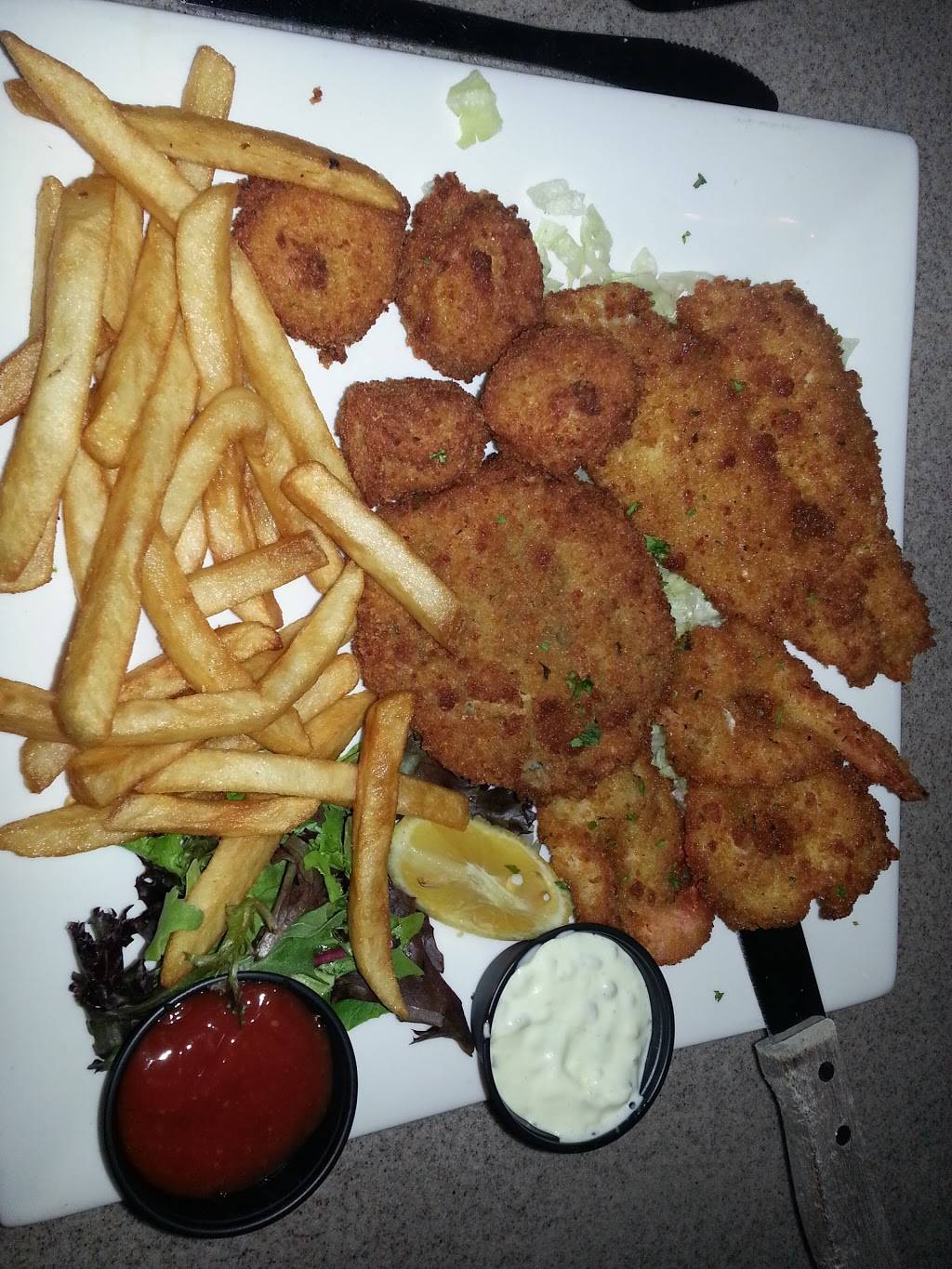 Julianos Pub & Grill & Package | restaurant | 2264 Ocean Heights Ave, Egg Harbor Township, NJ 08234, USA | 6099276363 OR +1 609-927-6363