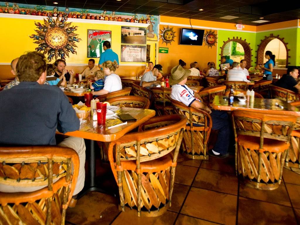 La Hacienda Taqueria | restaurant | 2615 Nolensville Pike, Nashville, TN 37211, USA | 6152566142 OR +1 615-256-6142