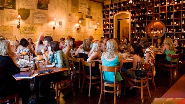 CRÚ Food & Wine Bar (The Woodlands) | restaurant | 9595 Six Pines Dr #650, The Woodlands, TX 77380, USA | 2814659463 OR +1 281-465-9463