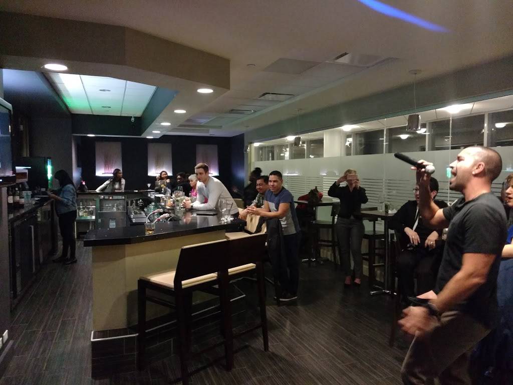 Bistro After Dark | restaurant | 2 Westbrook Corporate Center, Westchester, IL 60154, USA | 7083561213 OR +1 708-356-1213