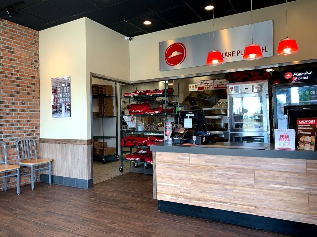 Pizza Hut | meal takeaway | 120 Plaza Ave, Lake Placid, FL 33852, USA | 8634657154 OR +1 863-465-7154