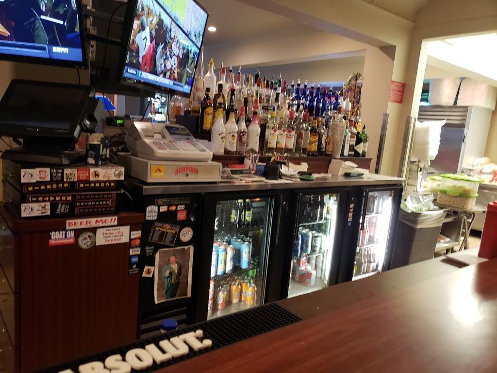 City Club Tavern & Grill | restaurant | 228 E Mill St, Plymouth, WI 53073, USA | 9204495239 OR +1 920-449-5239