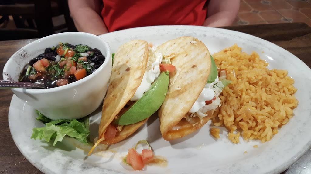 Little Hacienda | restaurant | 9 Downing St, Hollister, MO 65672, USA | 4173379491 OR +1 417-337-9491