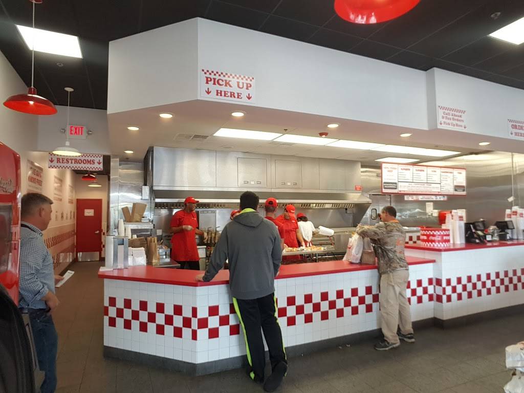 Five Guys | meal takeaway | 2544 S Adams Rd, Rochester, MI 48309, USA | 2482993483 OR +1 248-299-3483