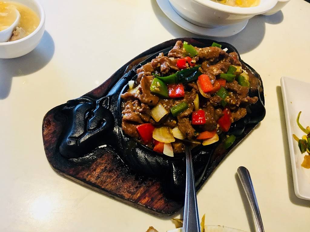 Chinese Halal Restaurant | restaurant | 101 Ravel Rd, North York, ON M2H 1T1, Canada | 4164989800 OR +1 416-498-9800