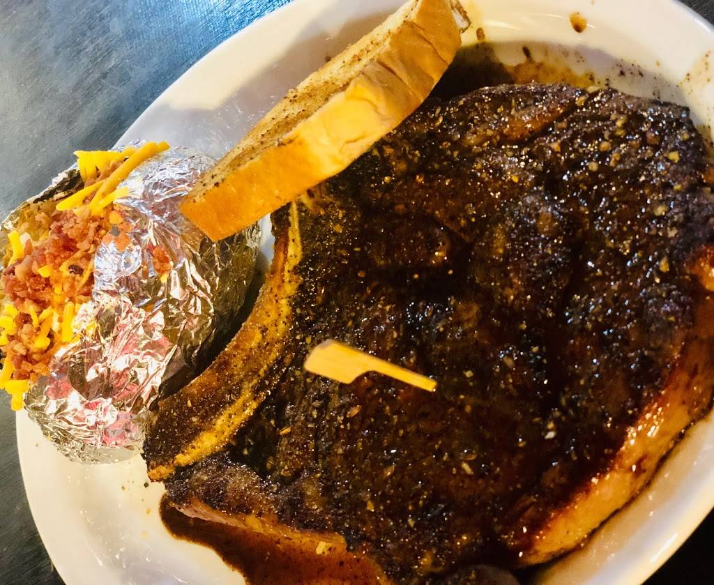 Delta Steakhouse | restaurant | 134 N Front St, Senatobia, MS 38668, USA | 6626126404 OR +1 662-612-6404