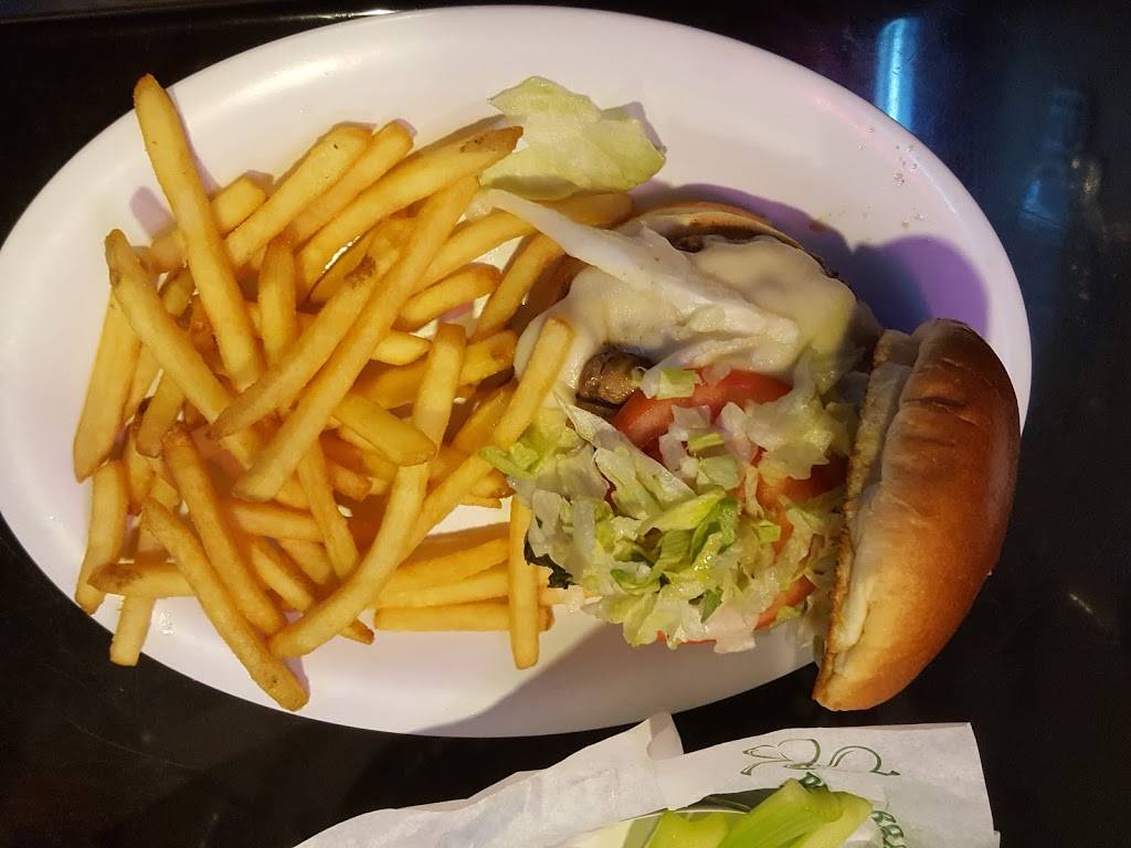 Beef O Bradys-New Smyrna Beach | restaurant | 1610 S Dixie Fwy, New Smyrna Beach, FL 32168, USA | 3864249292 OR +1 386-424-9292