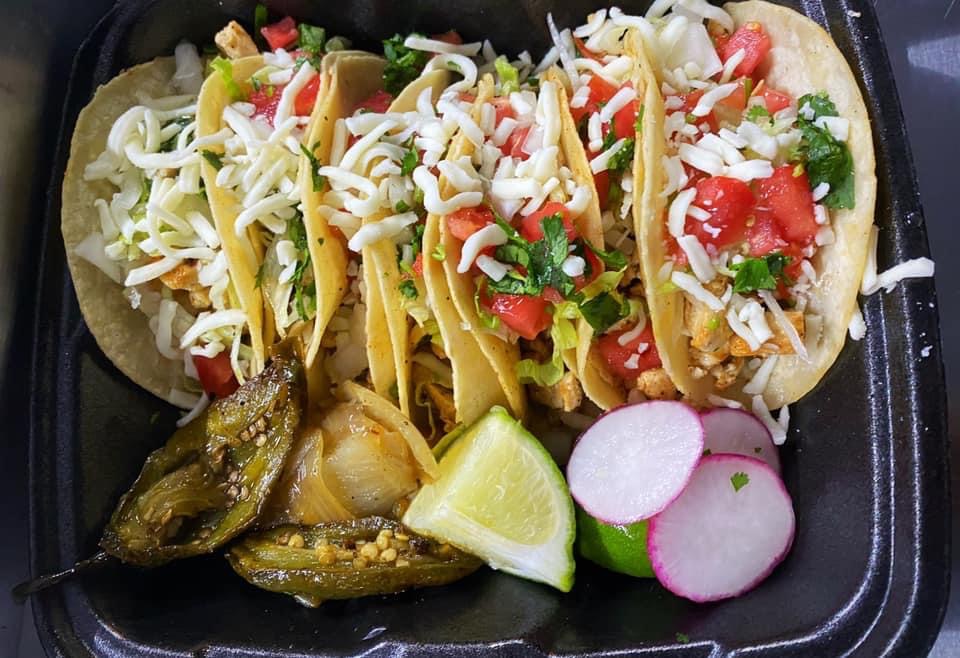 La Perla Tapatia Food Truck | restaurant | 2304 S Military Trail, West Palm Beach, FL 33415, USA | 5615379409 OR +1 561-537-9409