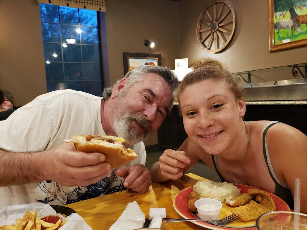 Ole West Bean & Burger | restaurant | 1350 S Buffalo St, Canton, TX 75103, USA | 9035670111 OR +1 903-567-0111