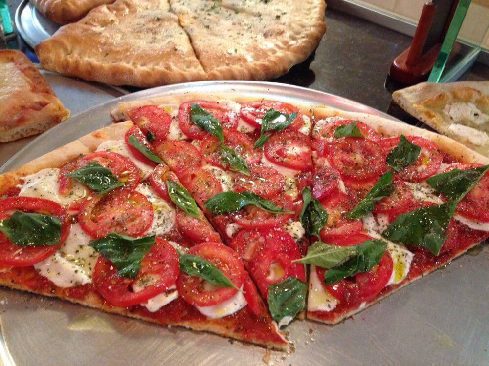 Genesis Pizza | restaurant | 14909 Union Tpke, Flushing, NY 11367, USA | 7183805200 OR +1 718-380-5200