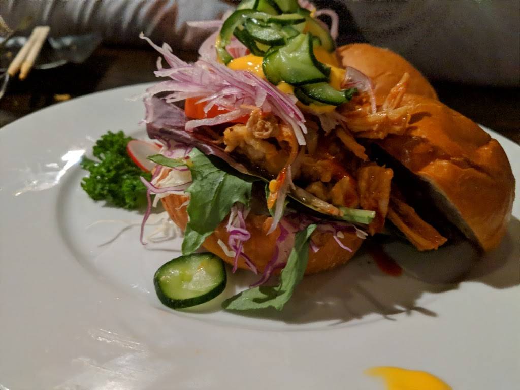 Knucks Asian Pub | restaurant | 19718 Colima Rd, Rowland Heights, CA 91748, USA | 9094681040 OR +1 909-468-1040