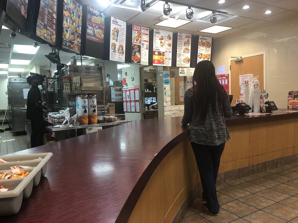 KFC | restaurant | 6030 Enterprise Pkwy, Solon, OH 44139, USA | 4405193803 OR +1 440-519-3803