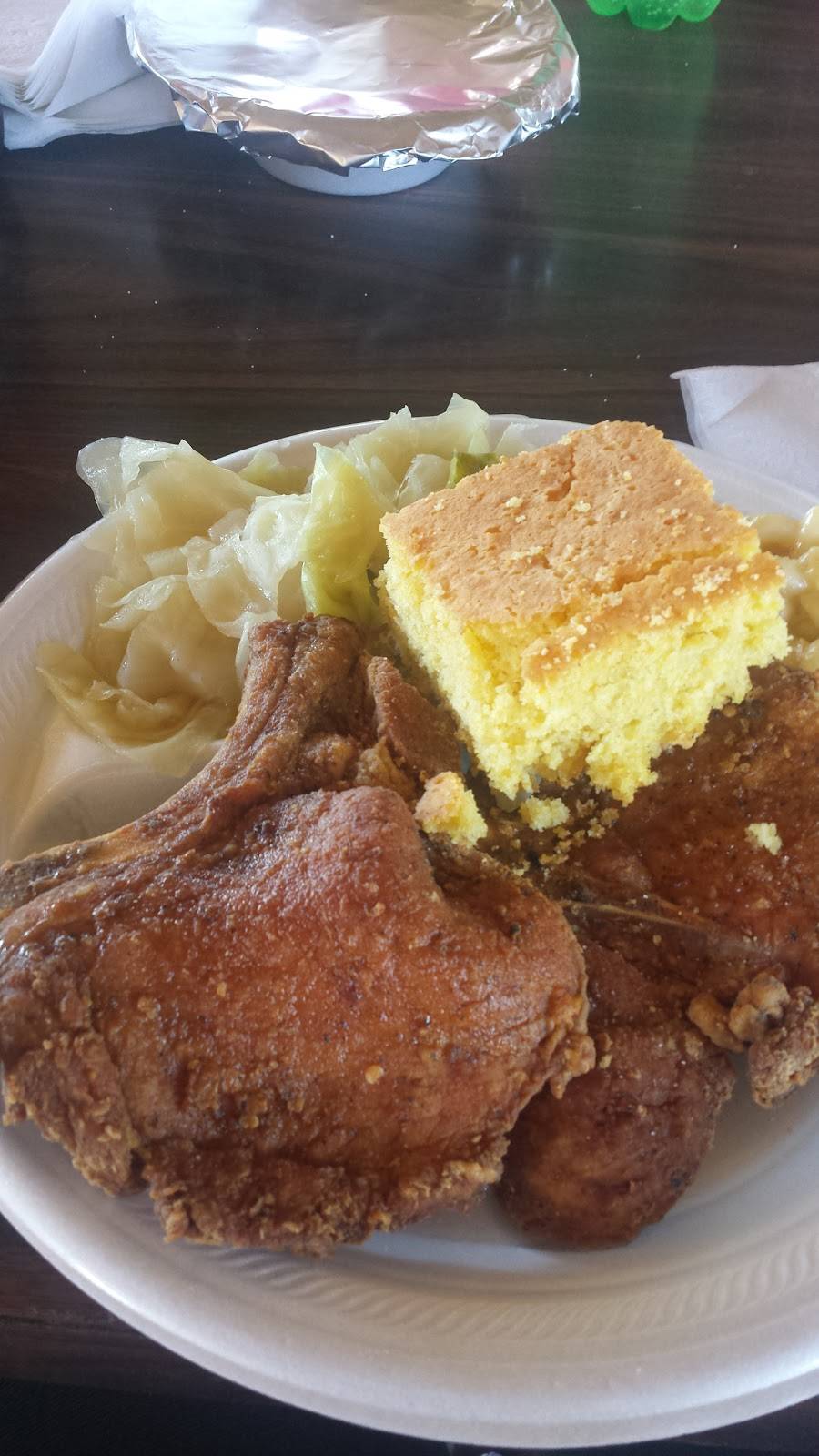 Evelyn’s Soulfood | restaurant | 1925 Regional Medical Dr, Wharton, TX 77488, USA | 9795313086 OR +1 979-531-3086