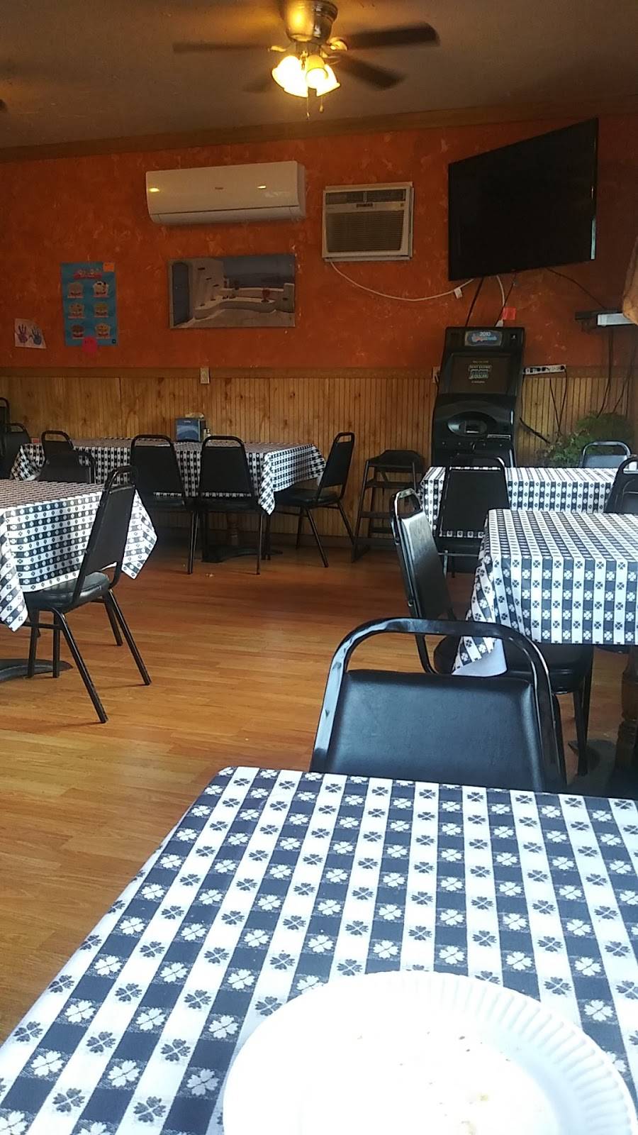 Athens Pizza House Inc. | restaurant | 1 Austin Ave # 3, Greenville, RI 02828, USA | 4019490294 OR +1 401-949-0294