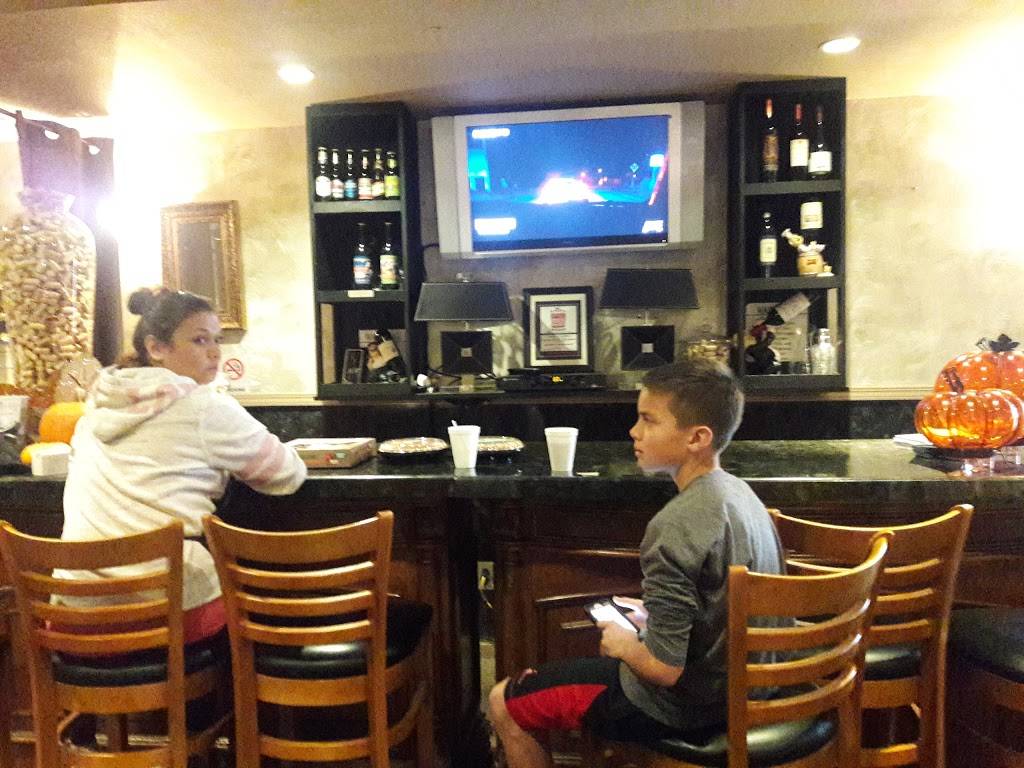 Rubinos Ristorante | restaurant | 5015 Pacific St, Rocklin, CA 95677, USA | 9166243401 OR +1 916-624-3401