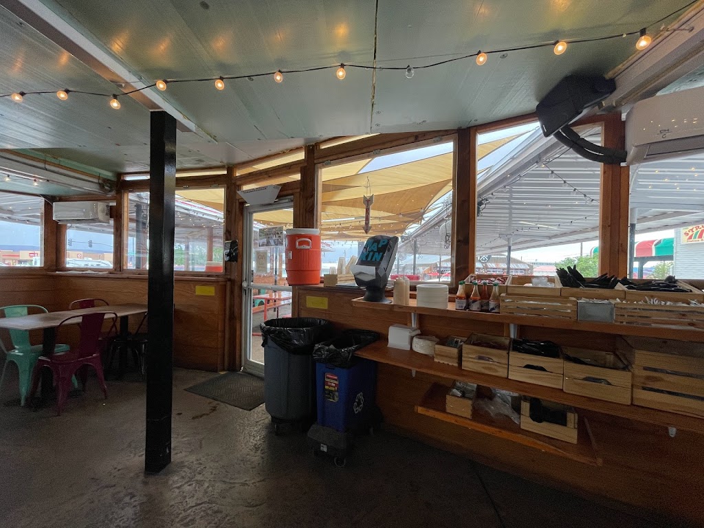 BirdHouse | restaurant | 707 N Navajo Dr, Page, AZ 86040, USA | 9286454087 OR +1 928-645-4087