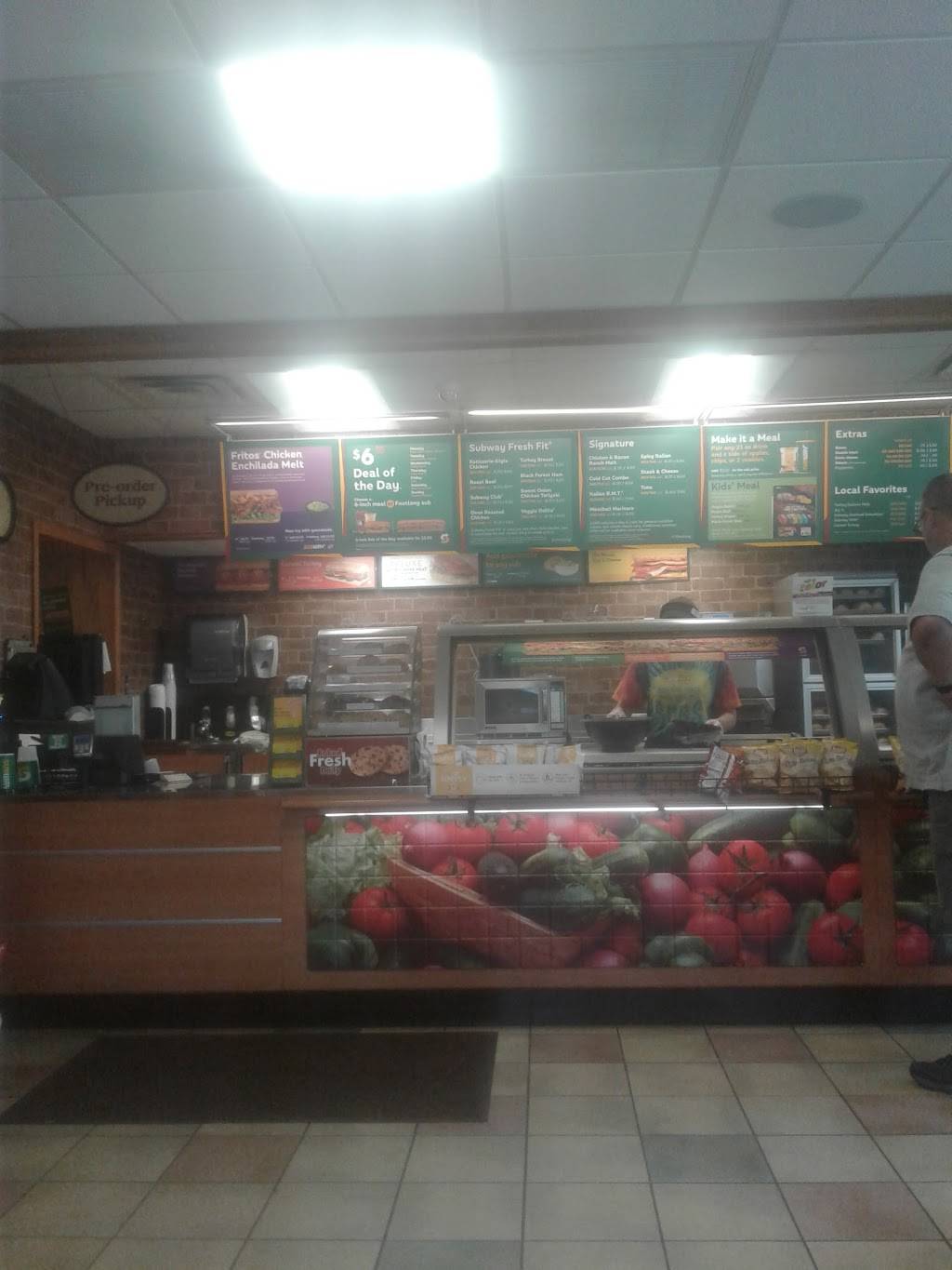 Subway Restaurants | restaurant | 104 Schricker Ave, North Judson, IN 46366, USA | 5748963100 OR +1 574-896-3100
