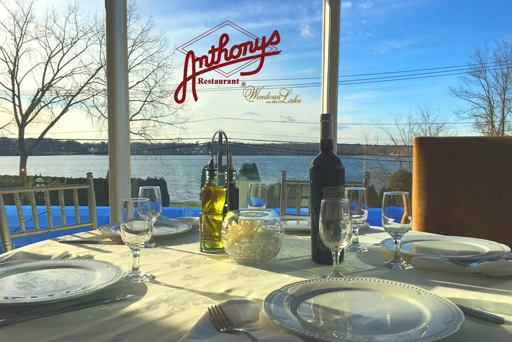 Anthonys On The Lake | restaurant | 22 Old Portion Rd, Lake Ronkonkoma, NY 11779, USA | 6319814242 OR +1 631-981-4242