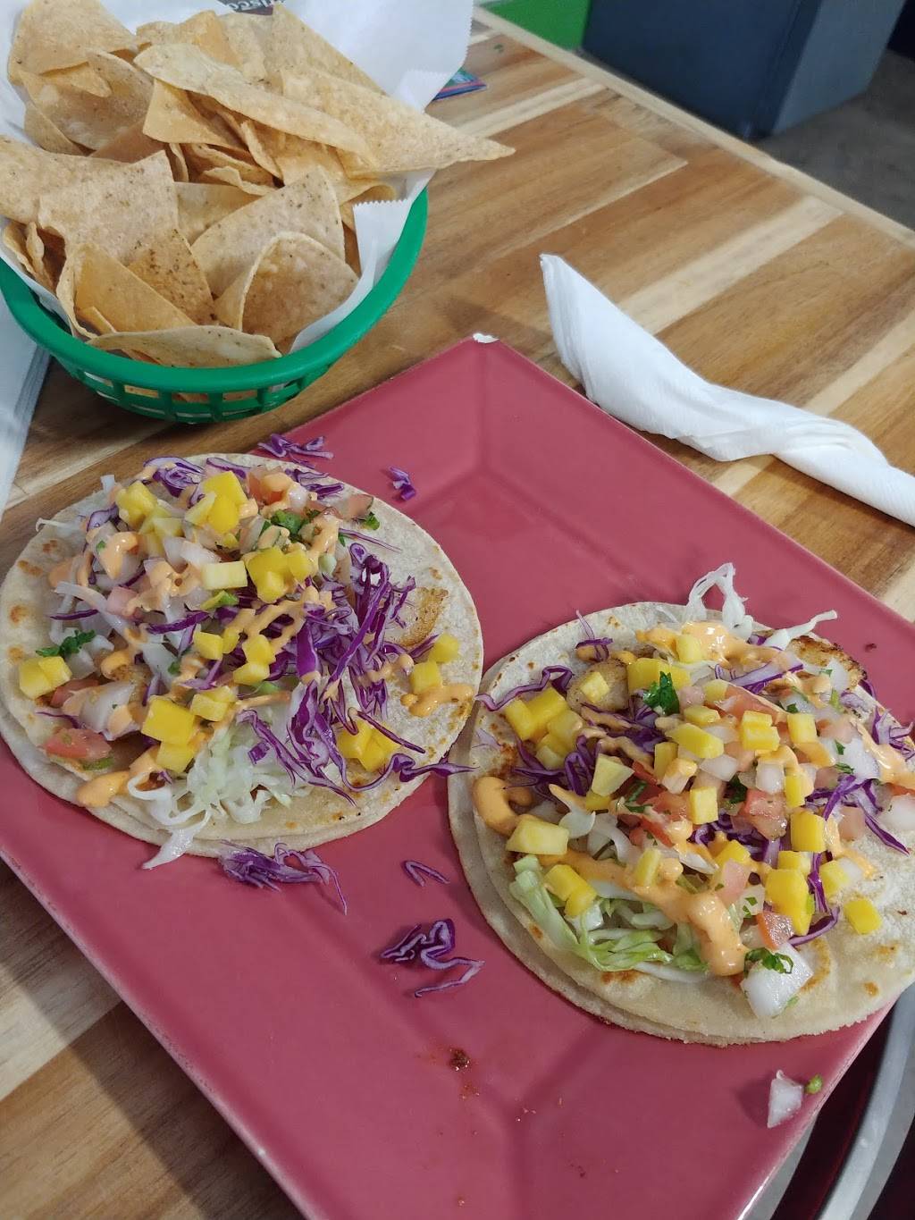 Al Cien Mariscos Mariscos Y Mas | restaurant | 636 N Avalon Blvd, Wilmington, CA 90744, USA | 4244775373 OR +1 424-477-5373