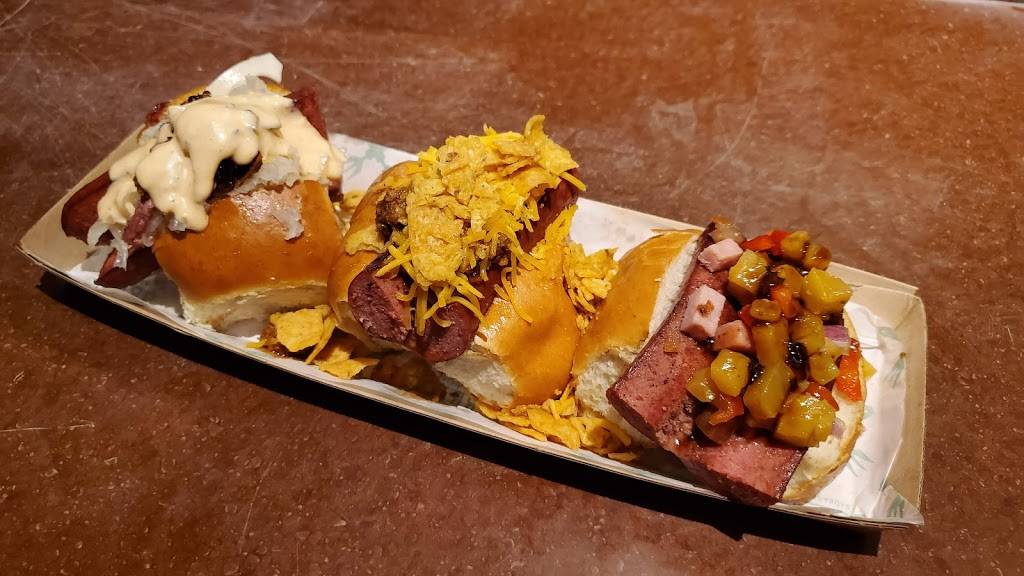 B.B. Wolfs Sausage Co. | restaurant | 1660 E. Buena Vista Drive, #A, Orlando, FL 32830, USA | 4079346169 OR +1 407-934-6169