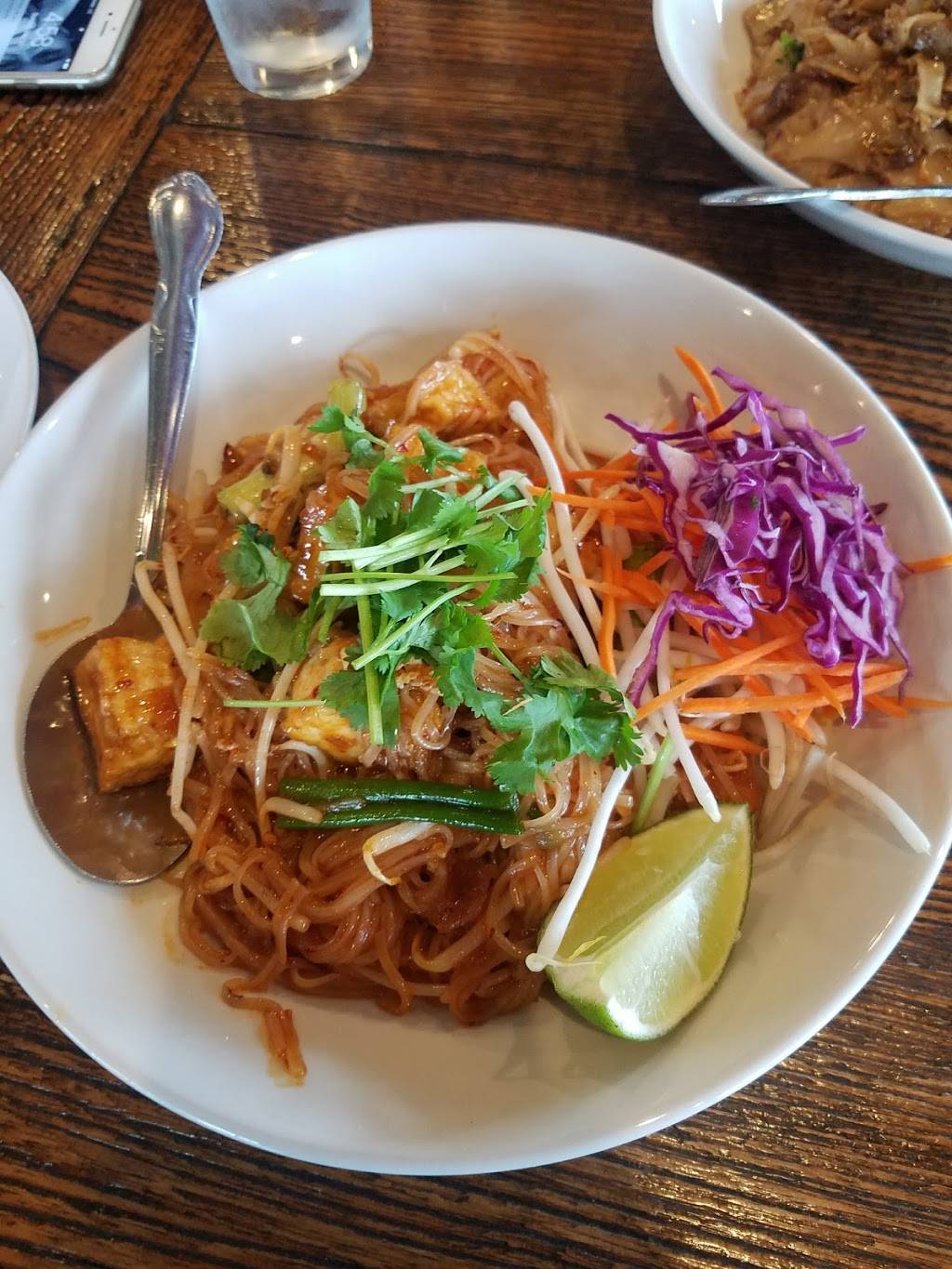 Ma.La.Kor Thai | restaurant | 101 SW 41st St G, Renton, WA 98057, USA | 4252511968 OR +1 425-251-1968