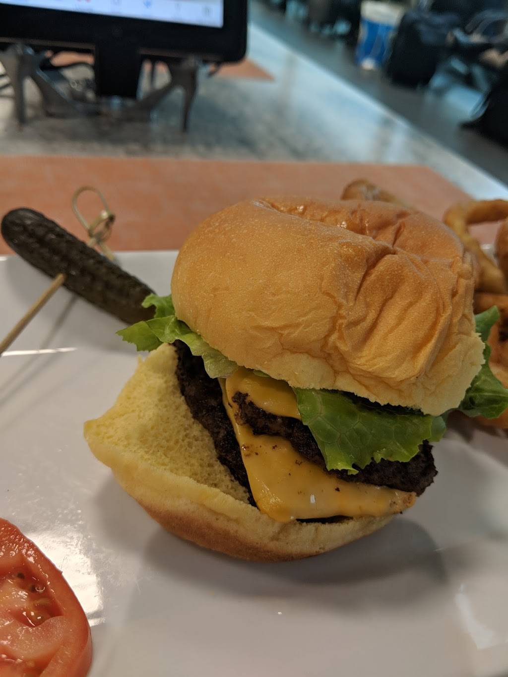 Nobel Burger Bar | restaurant | 6301 Silver Dart Dr, Mississauga, ON L5P 1B2, Canada | 8665083558 OR +1 866-508-3558