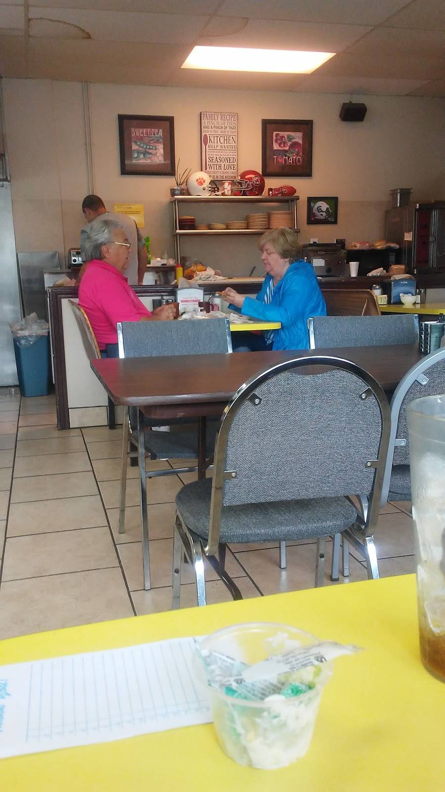 Cracker Jacks Cafe | restaurant | 1146 Jackson St, Anderson, SC 29625, USA | 8642315330 OR +1 864-231-5330