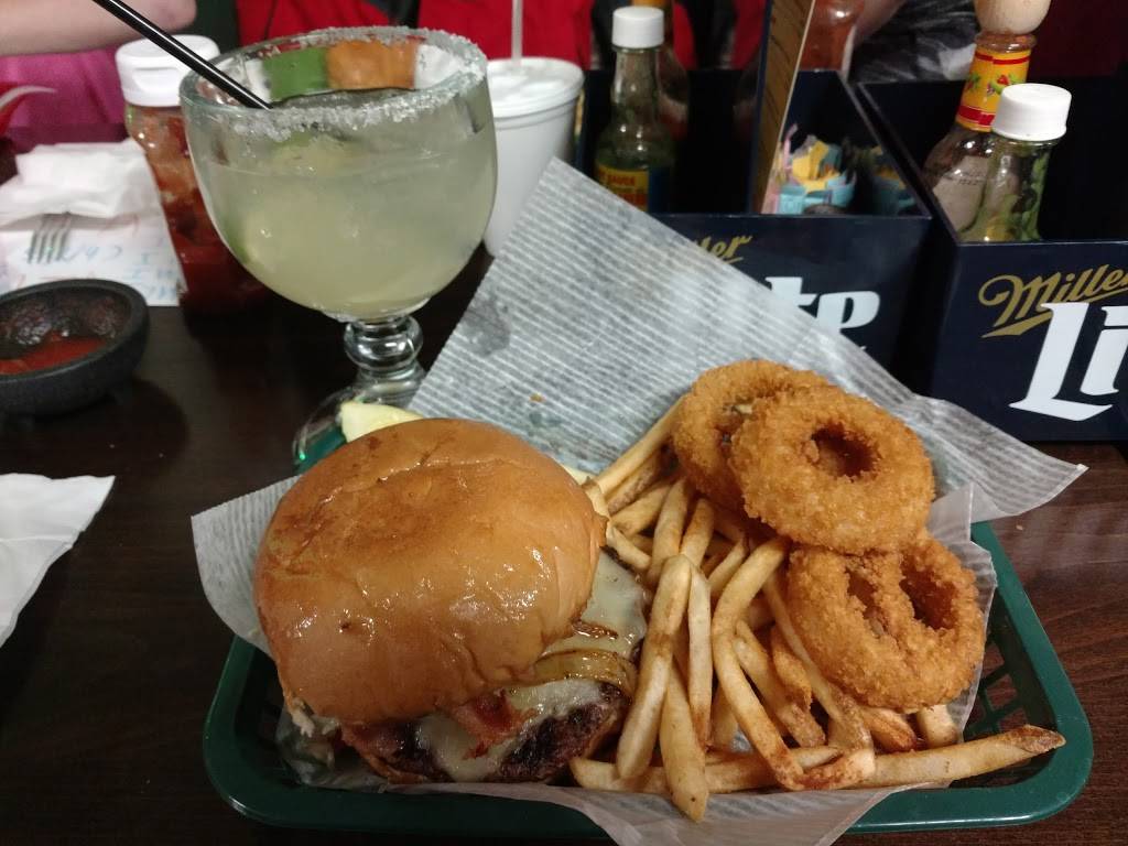 La Plaza F!esta | restaurant | 15 W Main St, Madelia, MN 56062, USA | 5076428624 OR +1 507-642-8624