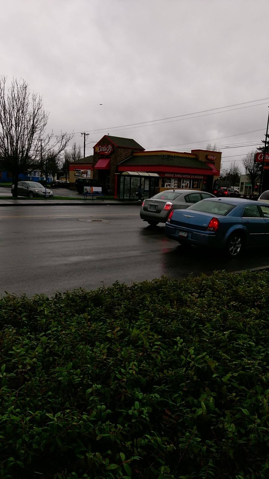 Carls Jr. | restaurant | 8205 SE Rhine St, Portland, OR 97266, USA | 5037888721 OR +1 503-788-8721