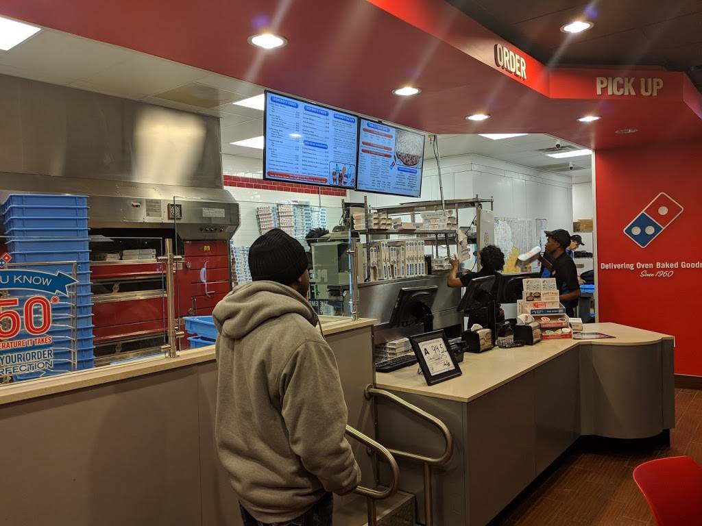 Dominos Pizza | meal delivery | 1051 Alamance Church Rd, Greensboro, NC 27406, USA | 3363701471 OR +1 336-370-1471