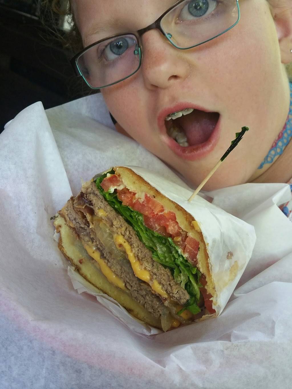 The Original Red Onion | restaurant | 2870 Pinole Valley Rd, Pinole, CA 94564, USA | 5107589462 OR +1 510-758-9462