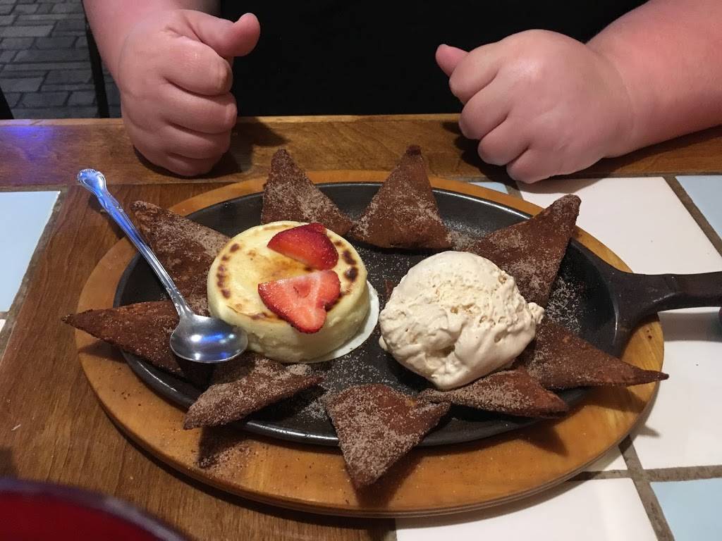 Tequila Mexican Restaurant | restaurant | 1053 W Broadway, Centralia, IL 62801, USA | 6185332270 OR +1 618-533-2270