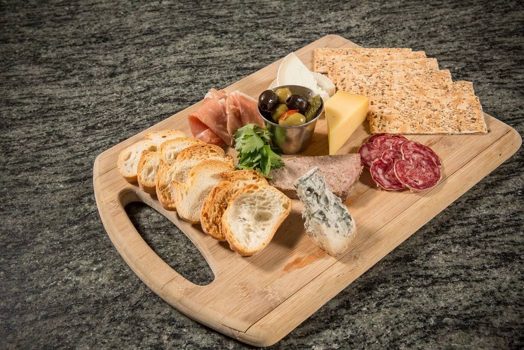 Petite Violette | restaurant | 2948 Clairmont Rd, Atlanta, GA 30329, USA | 4046346268 OR +1 404-634-6268