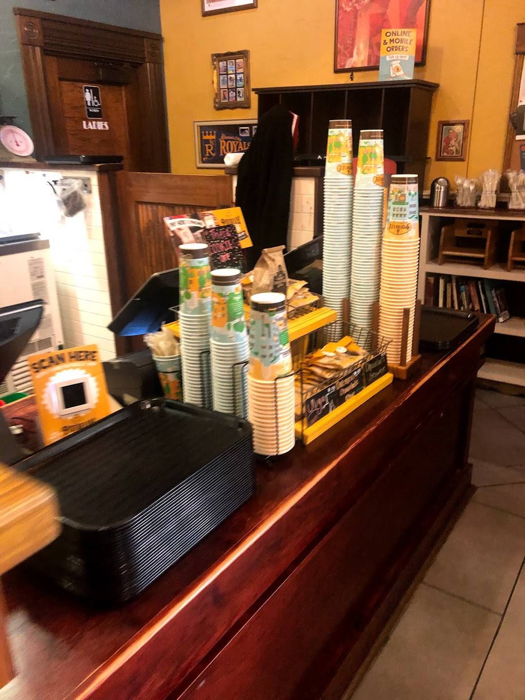 Potbelly Sandwich Shop | restaurant | 4725 Broadway Blvd, Kansas City, MO 64112, USA | 8163324953 OR +1 816-332-4953