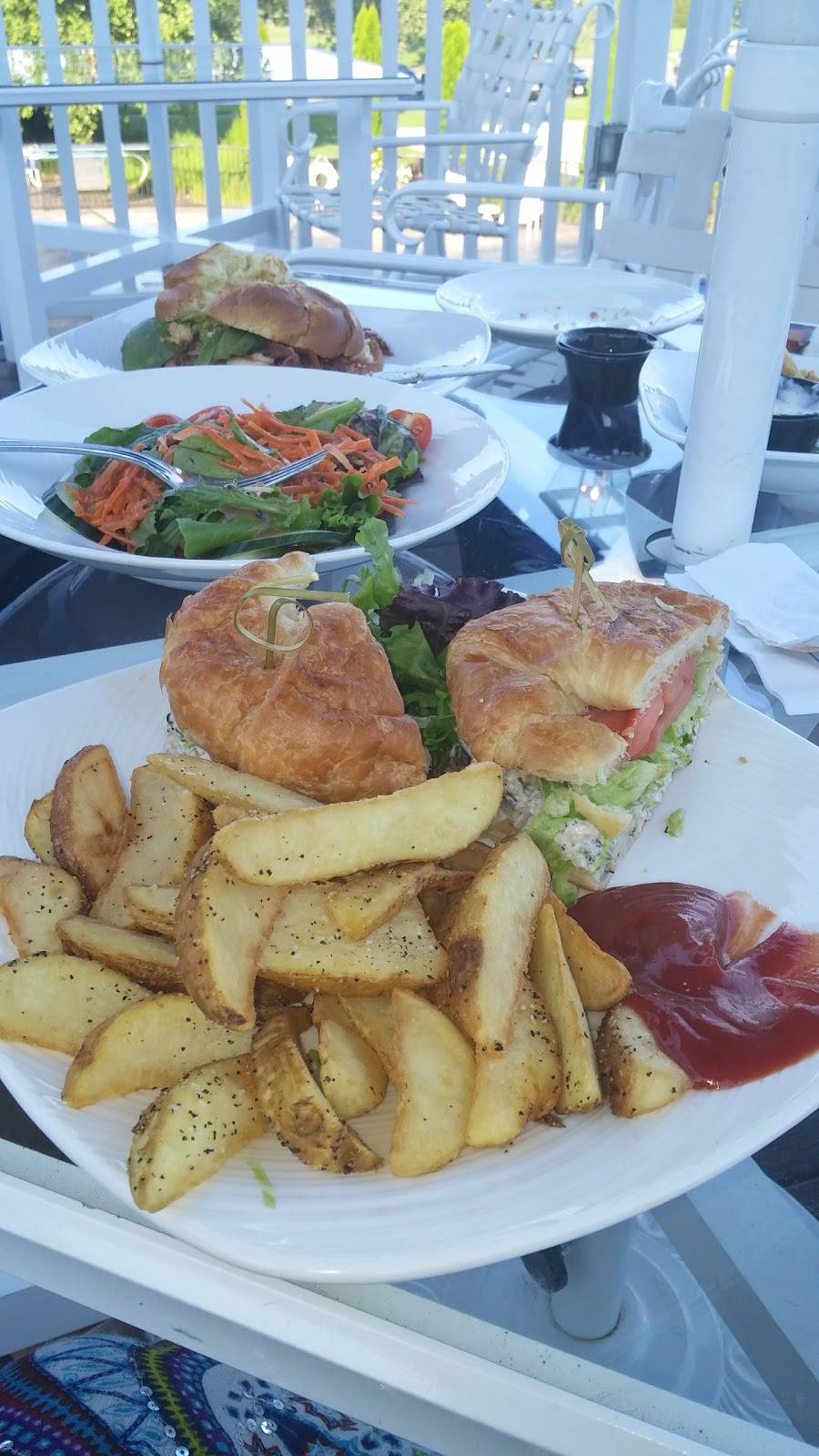 The Tavern Grille | restaurant | 1000 Virginia Center Pkwy, Glen Allen, VA 23059, USA | 8047271480 OR +1 804-727-1480