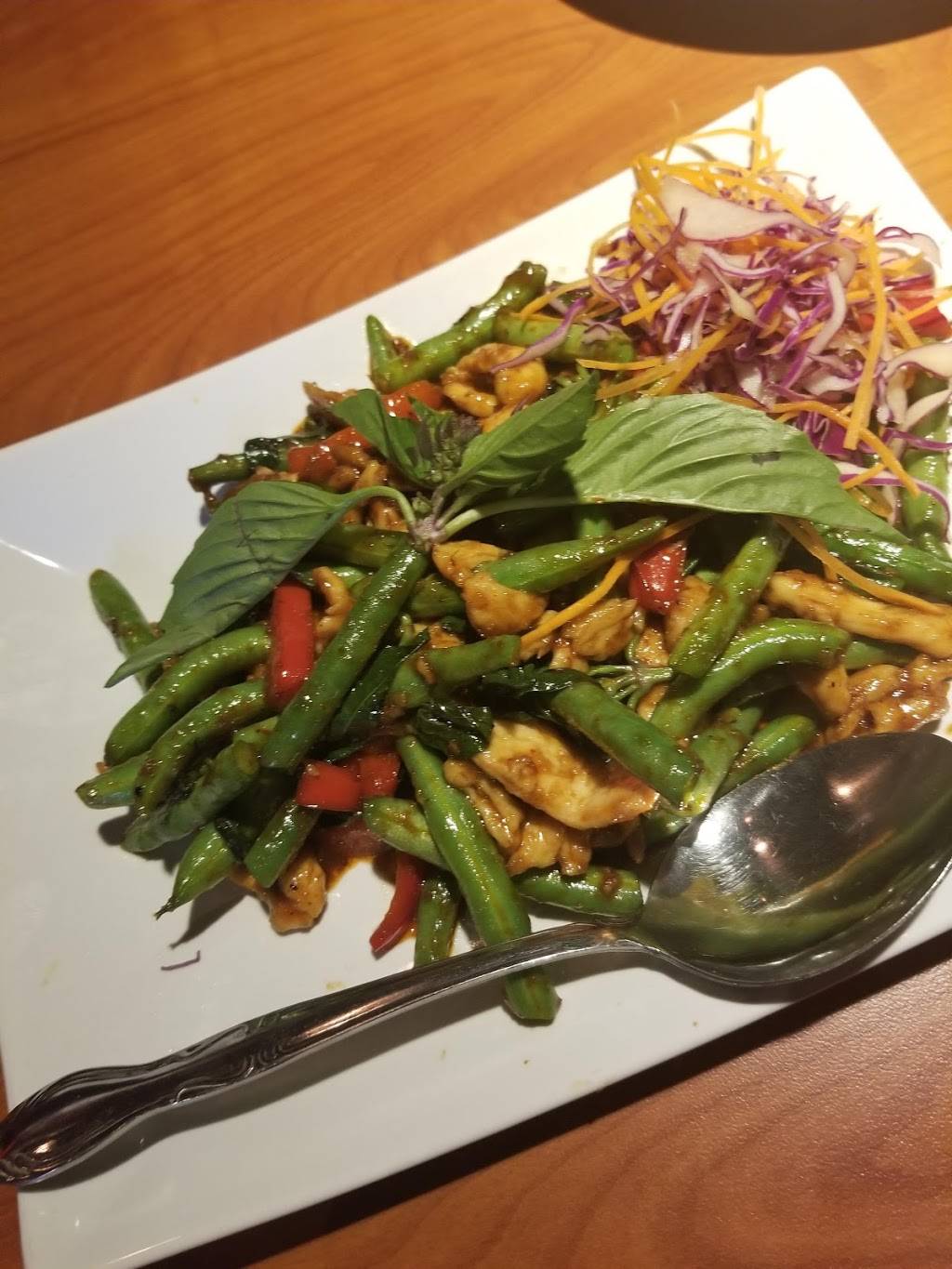 Spicy Thai | restaurant | 12406 SW Broadway St, Beaverton, OR 97005, USA | 5038408400 OR +1 503-840-8400