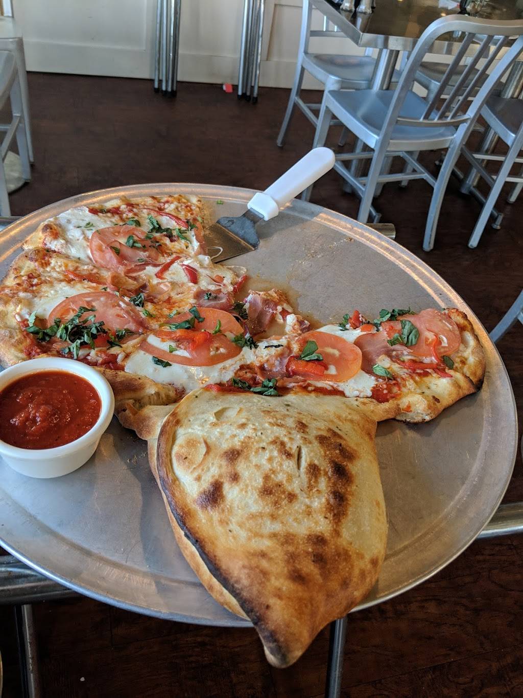 Crust Italian Eatery | restaurant | 277 Rock Hill Dr, Rock Hill, NY 12775, USA | 8457964444 OR +1 845-796-4444