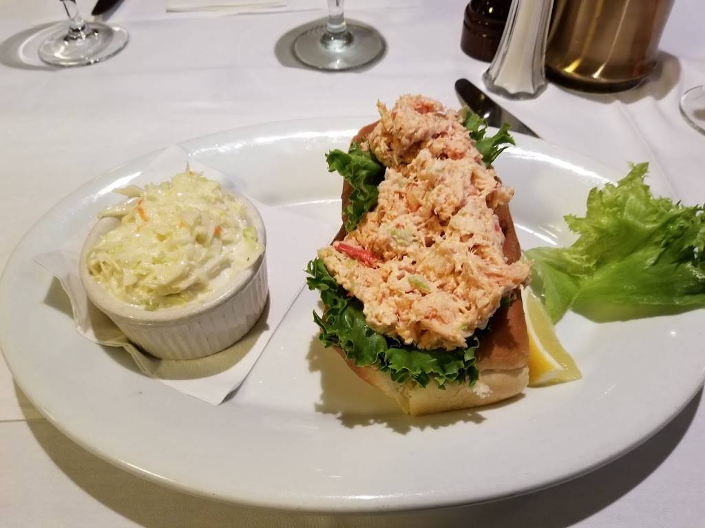 Naval Academy Club | restaurant | 2 Truxtun Rd, Annapolis, MD 21402, USA | 4102932611 OR +1 410-293-2611