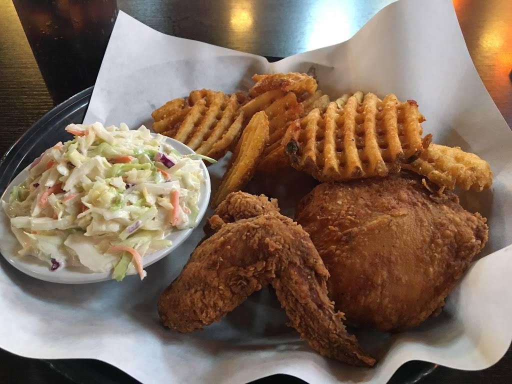 Smoke & Spice Southern Barbeque | restaurant | 7470 Tecumseh Rd E, Windsor, ON N8T 1E9, Canada | 5192524999 OR +1 519-252-4999