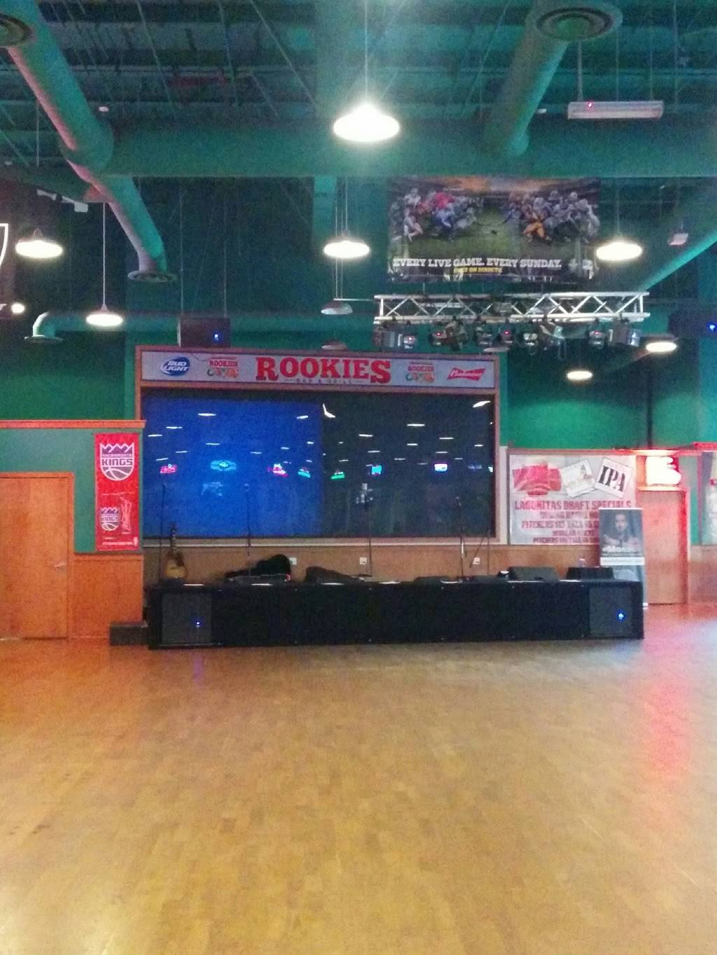 Rookies Sports Bar & Grill | restaurant | 1251 E Yosemite Ave, Manteca, CA 95336, USA | 2098242889 OR +1 209-824-2889