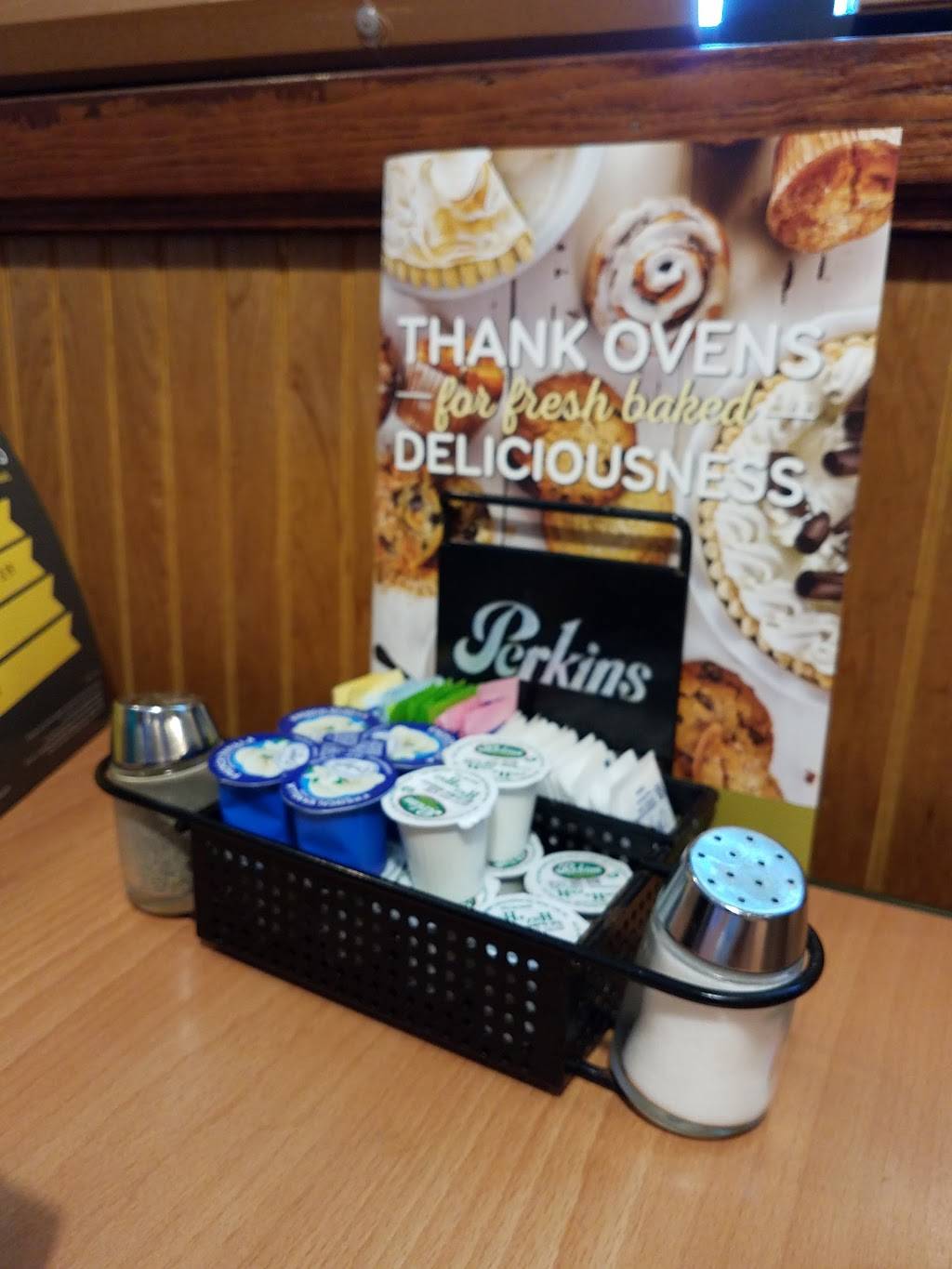 Perkins Restaurant & Bakery | restaurant | 150 E Van Fleet Dr, Bartow, FL 33830, USA | 8635339688 OR +1 863-533-9688