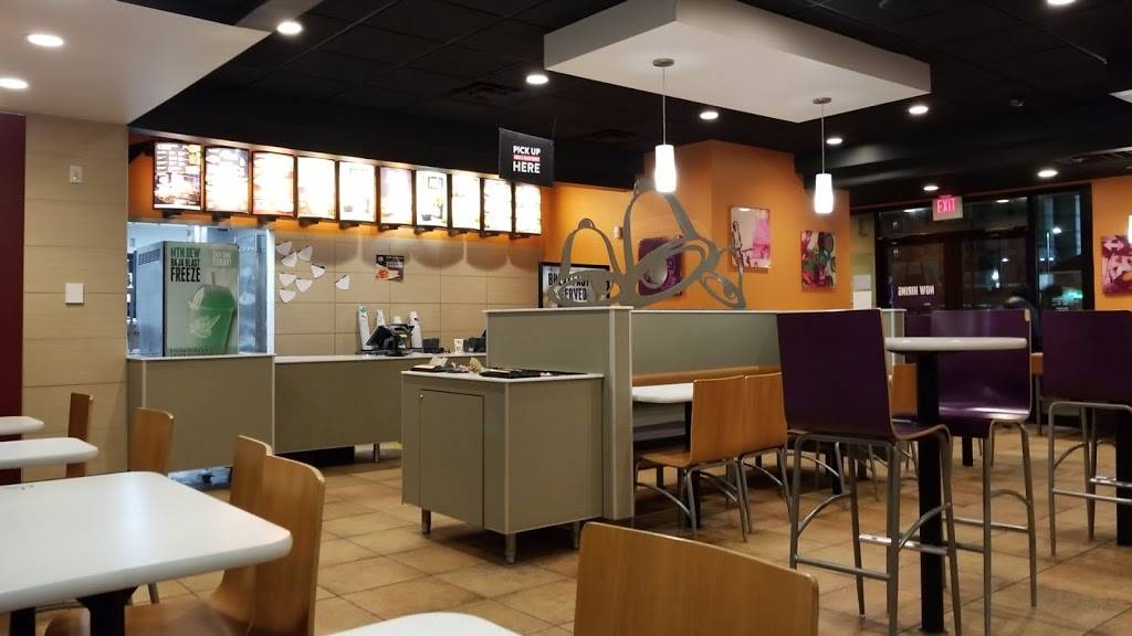 Taco Bell | meal takeaway | 420 W 4th St, Covington, KY 41011, USA | 8594318226 OR +1 859-431-8226