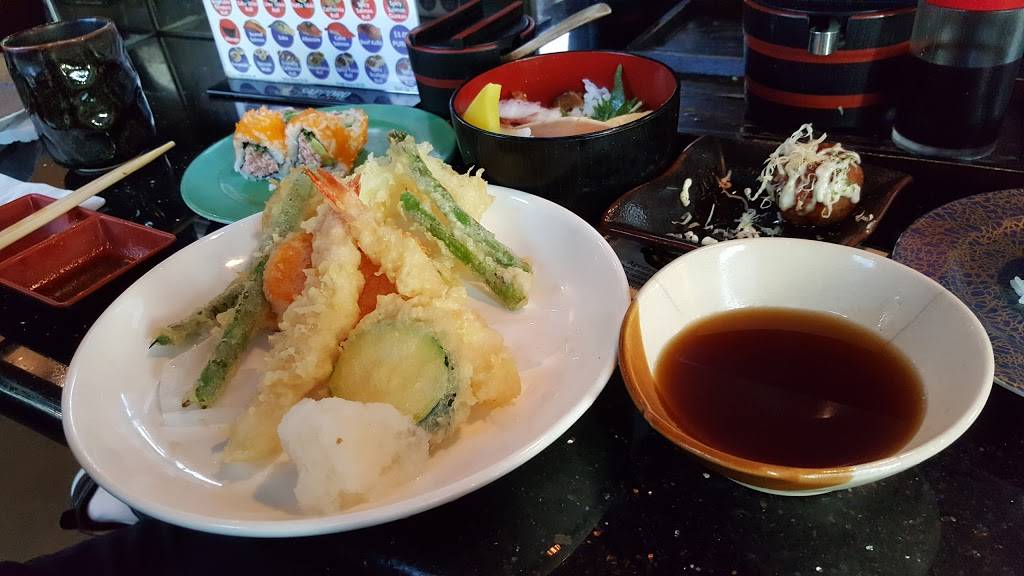 Tengu Sushi Japanese Restaurant | restaurant | 311 NE 103rd St, Seattle, WA 98125, USA | 2065259999 OR +1 206-525-9999