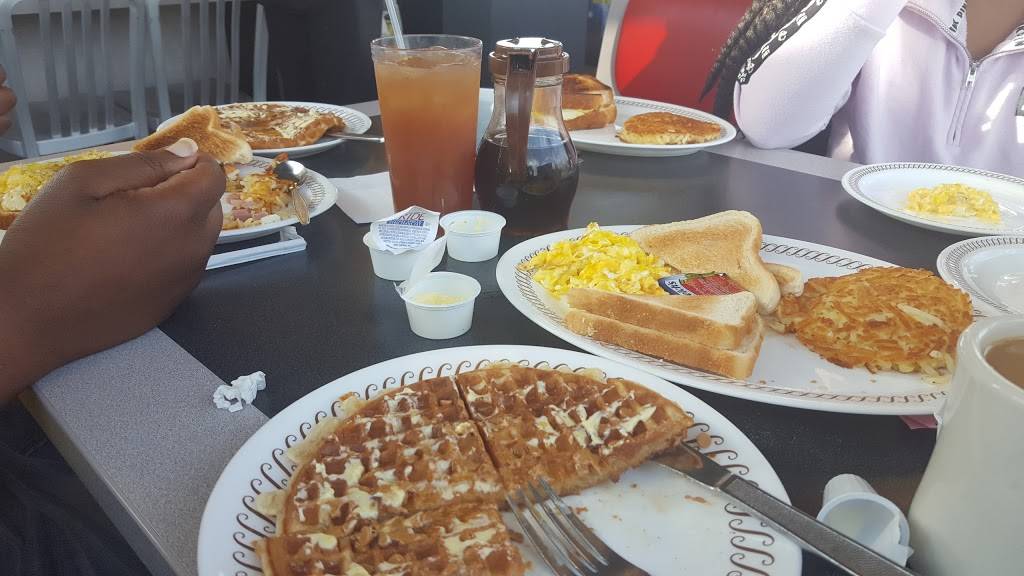 Waffle House | meal takeaway | 790 Bell Rd, Antioch, TN 37013, USA | 6157179000 OR +1 615-717-9000