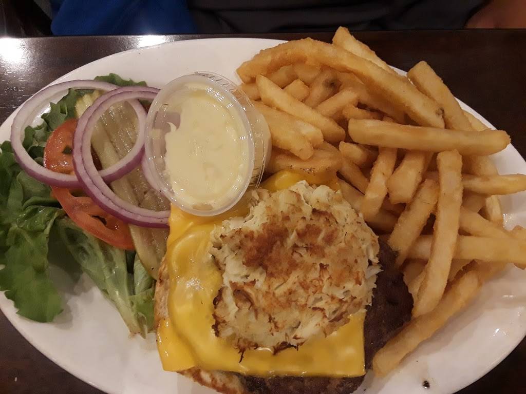 Surf Rider | restaurant | 725 Eden Way N, Chesapeake, VA 23320, USA | 7575492626 OR +1 757-549-2626