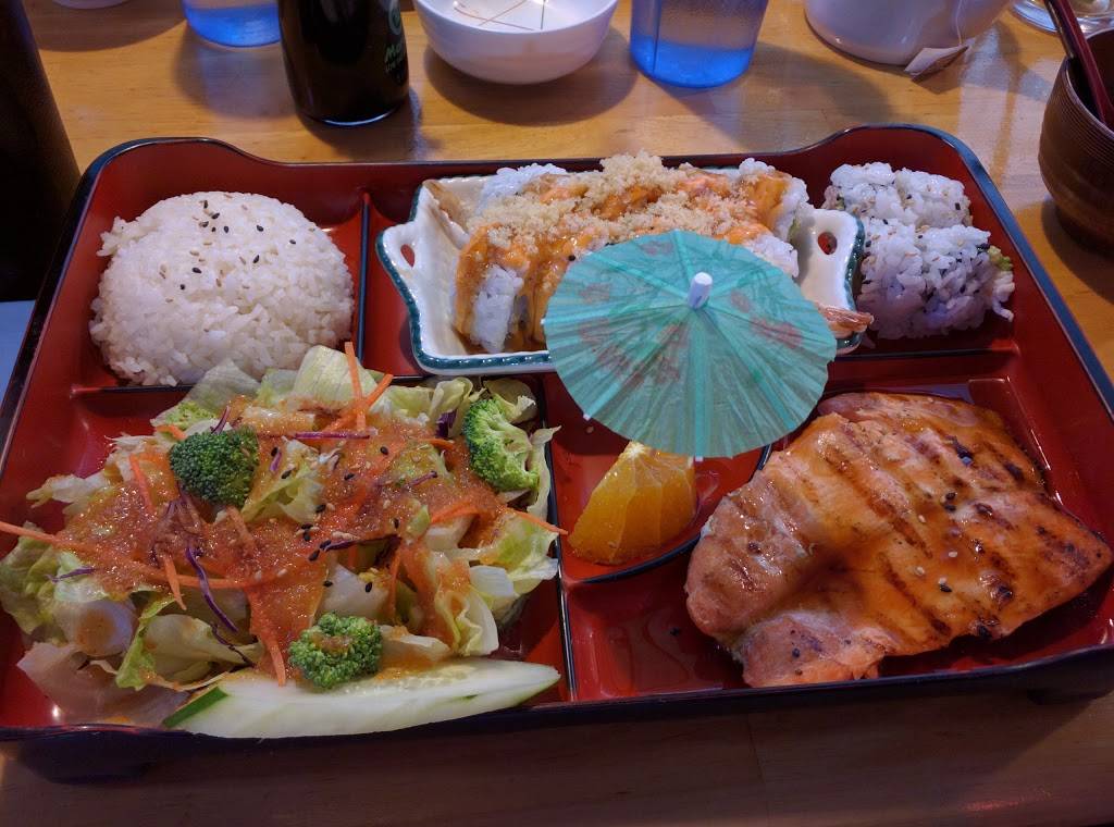 Sushi Ray | restaurant | 1940 E Florida Ave, Hemet, CA 92544, USA | 9517653177 OR +1 951-765-3177