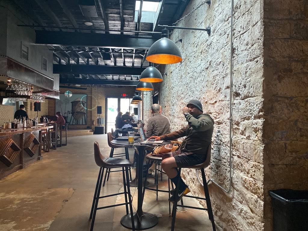 Ranch Hand | restaurant | 5530 Burnet Rd Suite A, Austin, TX 78756, USA | 5127867868 OR +1 512-786-7868